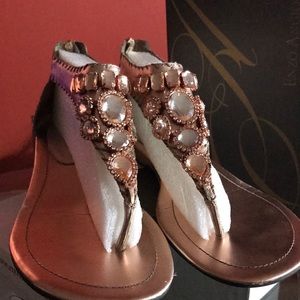 ENZO ANGIOLINI EAXCITE PINK GEM SANDALS